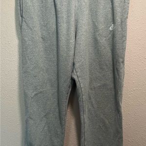 Nike fleece pant
